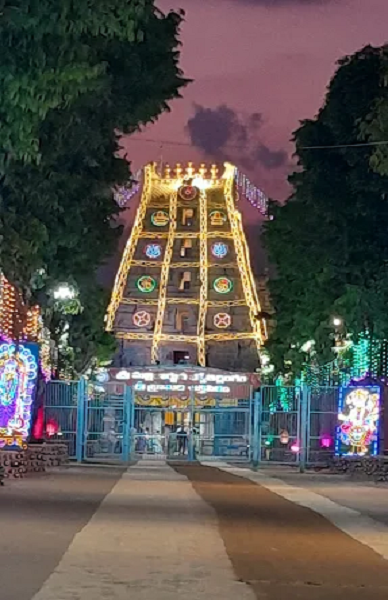 Sri Guru Sadan Srisailam clean room interior budget accommodation