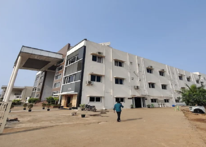 Sri Guru Sadan Srisailam distance to Mallikarjuna Temple location